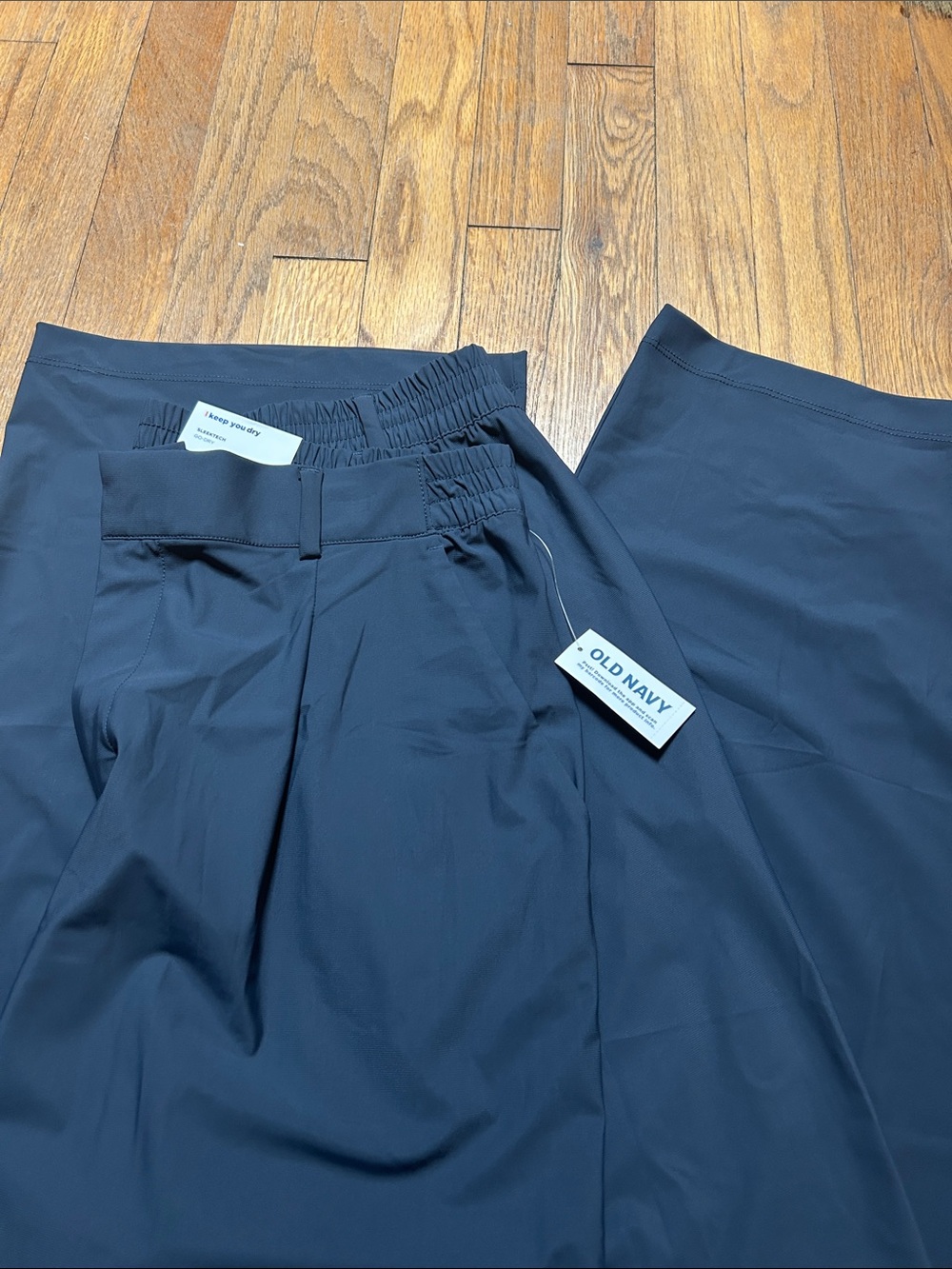 Old Navy Dark Navy Performance Chinos